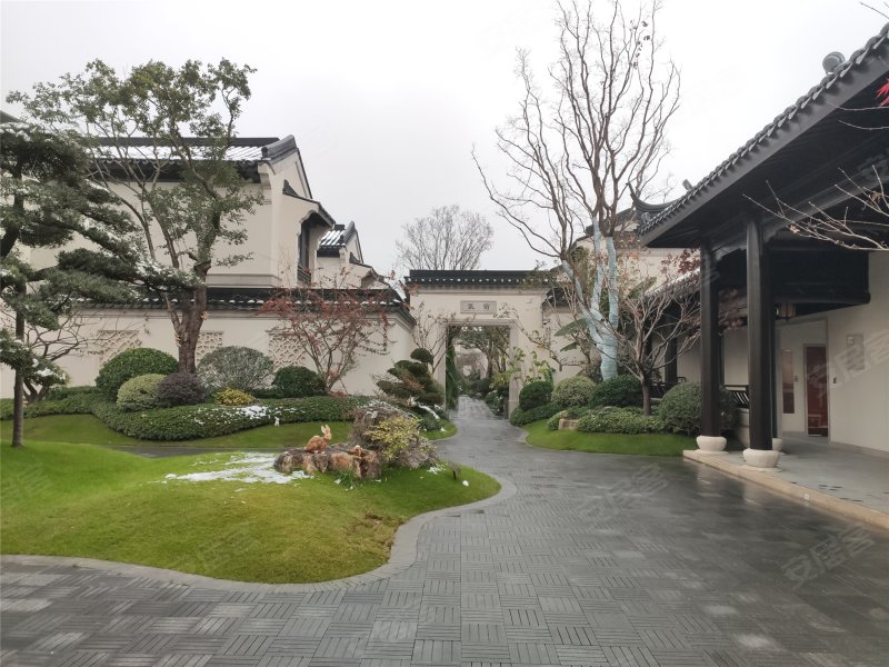 融创揽月府(公寓住宅)