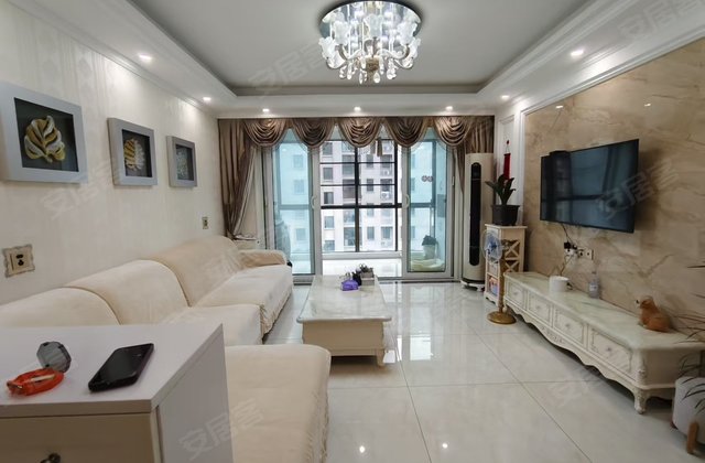 嘉和月亮湾3室2厅128㎡79万二手房图片