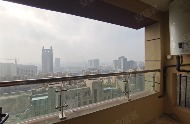 上海大公馆3室2厅2卫121.79㎡南北65万