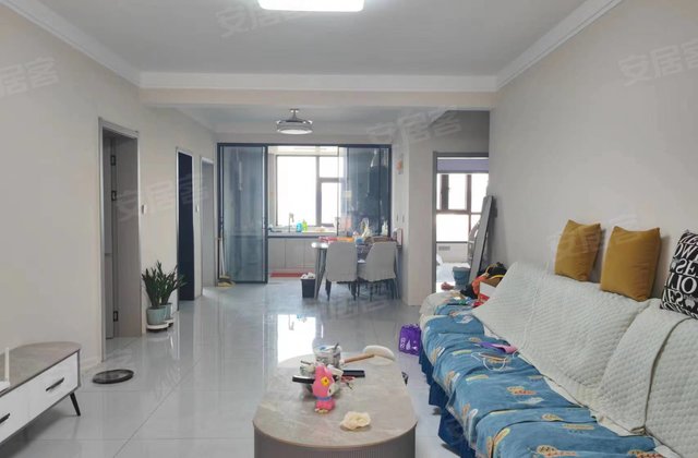 大河国际3室2厅126㎡60万二手房图片