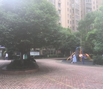 海伦春天