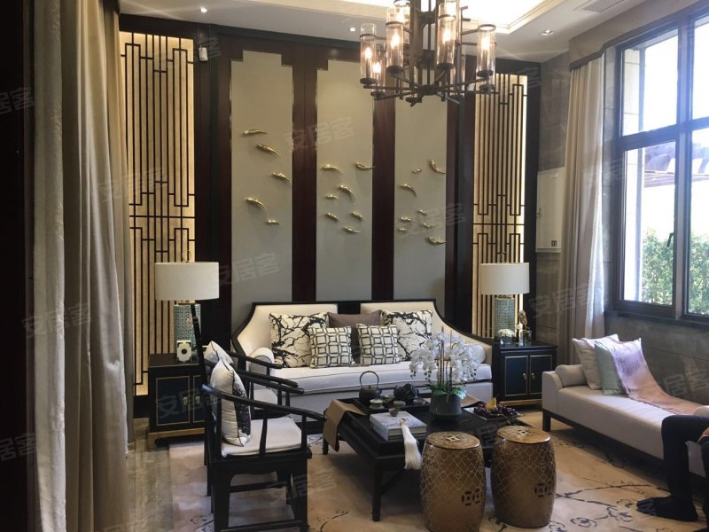 东锦苑全屋精装东边套带150平花园双车库仅需202万