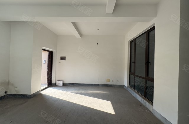 新湖玫瑰园(别墅)4室2厅303㎡480万二手房图片