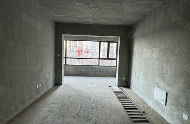 邦泰天誉3室2厅115㎡69.5万二手房图片