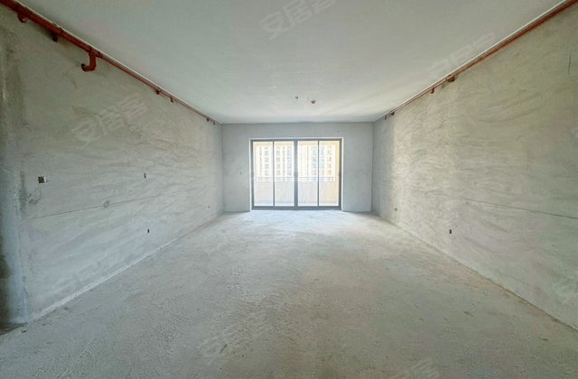 海航豪庭南苑二区4室2厅327㎡520万二手房图片