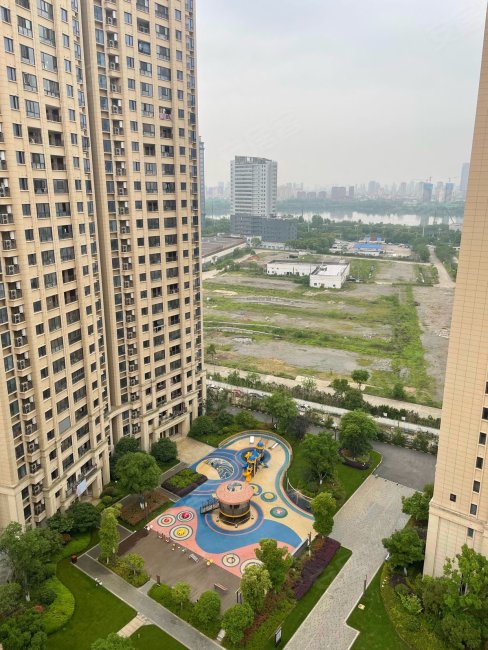 房产网>南昌二手房>高新开发区二手房>紫阳大道二手房>蓝光雍锦半岛>