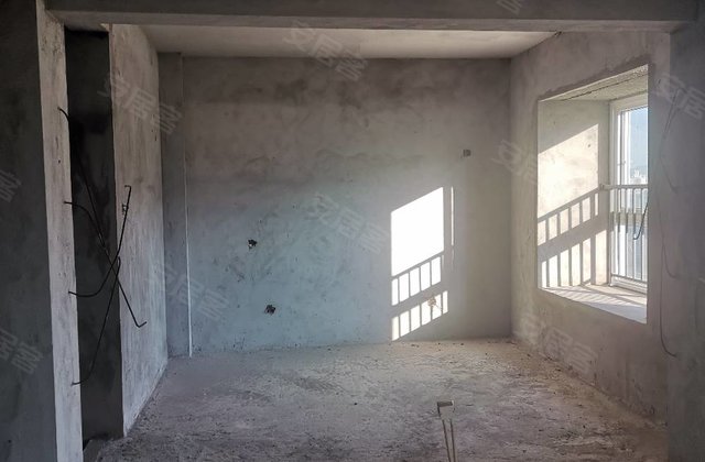福晟钱隆首府3室2厅133㎡165万二手房图片