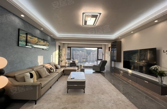 客天下东城森林湖4室2厅186㎡136万二手房图片