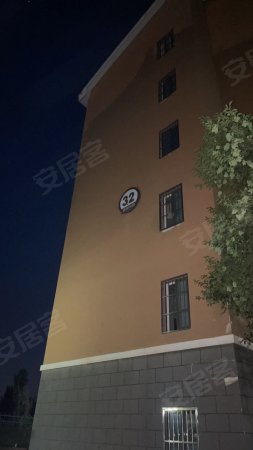 普利建业花园3室2厅2卫125.42㎡南60万