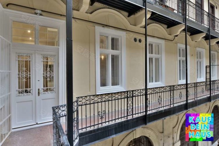 匈牙利约¥240万HungaryBudapestApartment出售二手房公寓图片