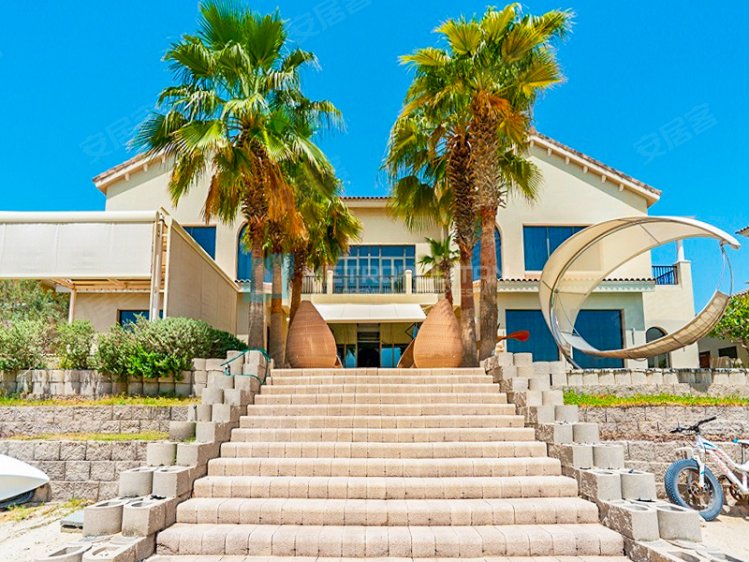 朱美拉棕榈岛 30 米的 后签名别墅