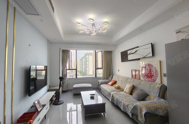 带车位出售3室2厅1卫80㎡南北中层(共15层)2021年建造西城学府隆昌