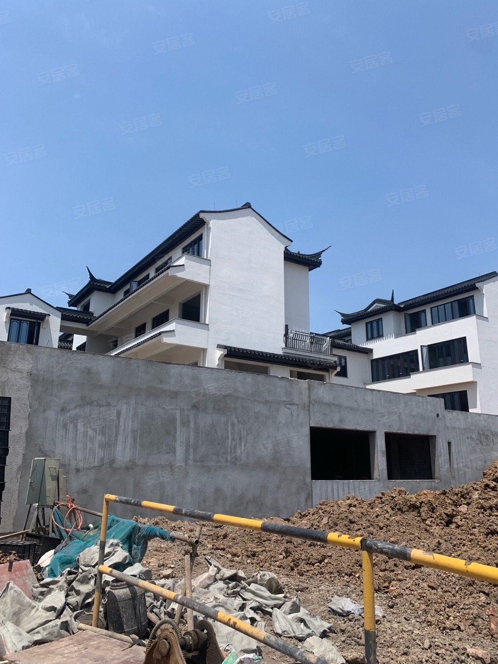 东方和园(东阳)4室3厅3卫207㎡北540万