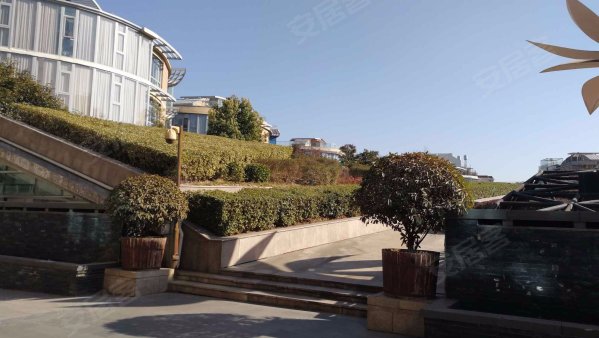 近外国语小学, 中凯铂宫嘉凯城二手房, 4室2厅2卫, 530万元 - 郑州58