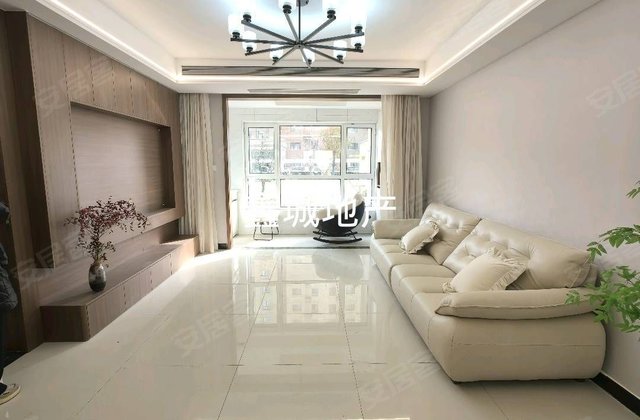 县委县府家属院3室2厅145㎡82万二手房图片