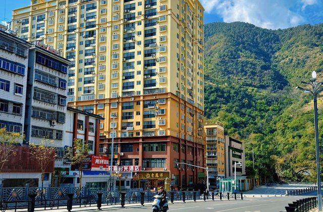 金玉澜湾3室2厅117.75㎡68万二手房图片