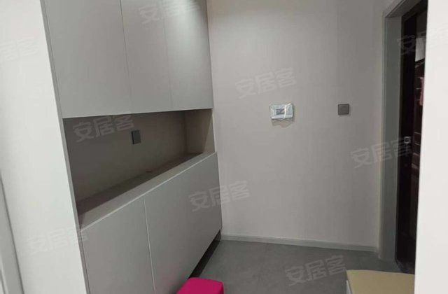 半岛国际3室2厅112.7㎡58万二手房图片