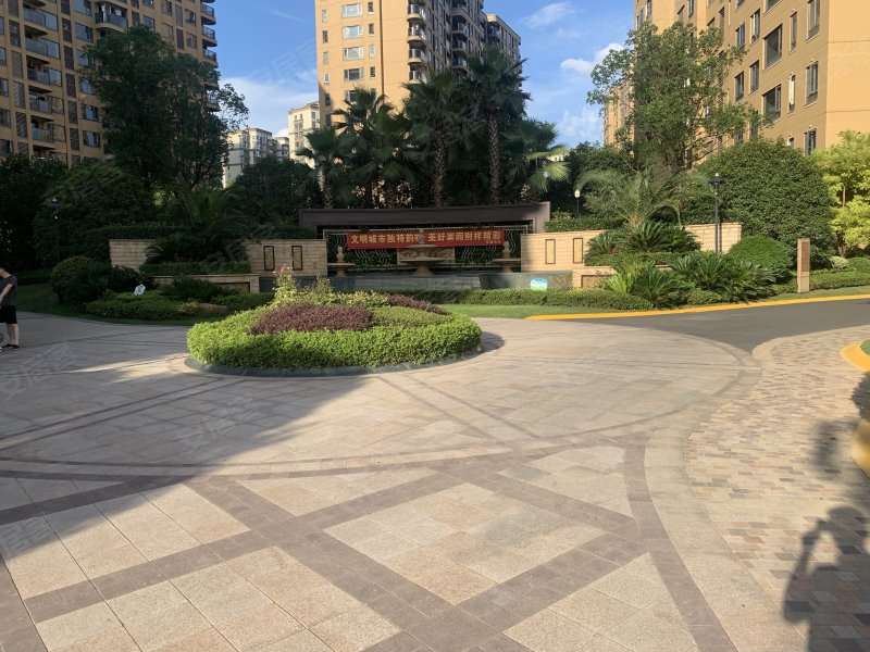 滨江德信东方星城