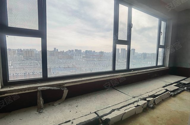 郡园3室2厅131㎡87.9万二手房图片