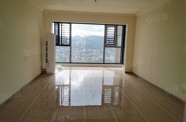 博白碧桂园5室2厅144㎡61.9万二手房图片