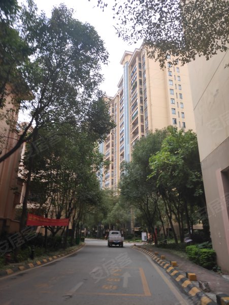 皇庭御珑湾,兴桂北路,近鸿亭街-钦州皇庭御珑湾二手房,租房,房价-钦州