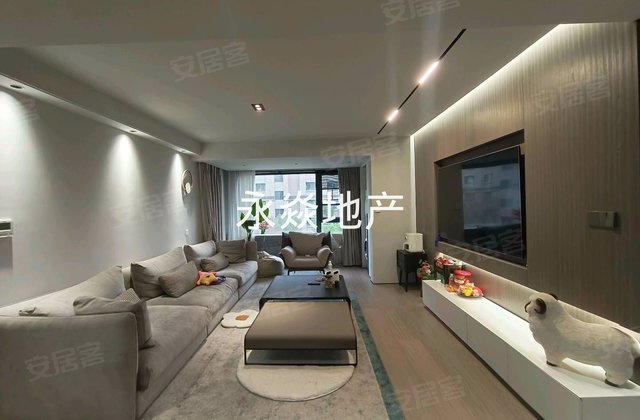 湖山香颂湾(东区)3室2厅122.96㎡300万二手房图片