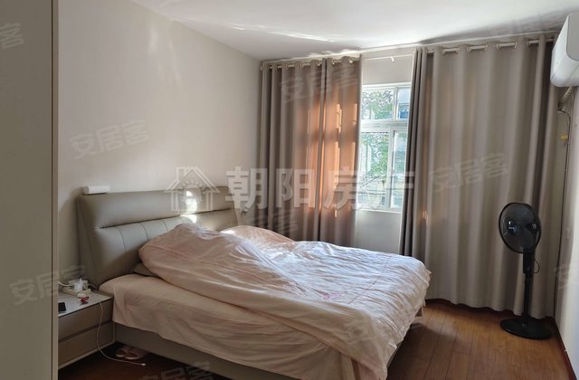 理工大本部家属楼3室1厅69㎡19.8万二手房图片