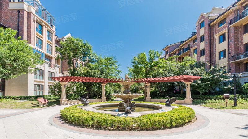 金隅翡丽铂爵郡