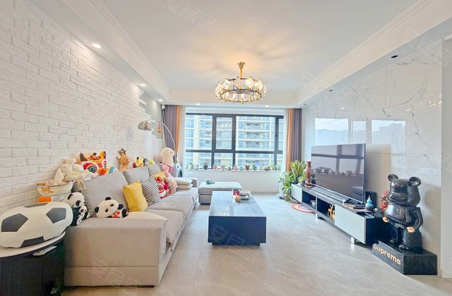 绿城理想之城郁金香岸3室2厅107.35㎡186万二手房图片