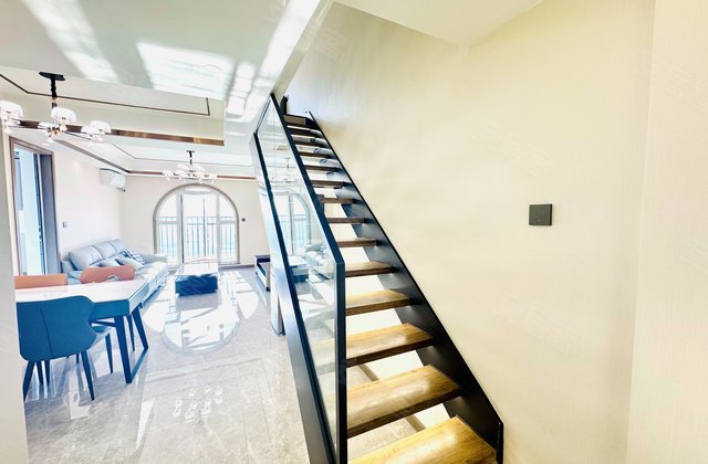 夏威夷蓝湾2室2厅91.32㎡95万二手房图片