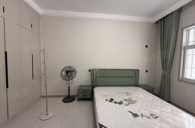 三星花园3室2厅110㎡38万二手房图片