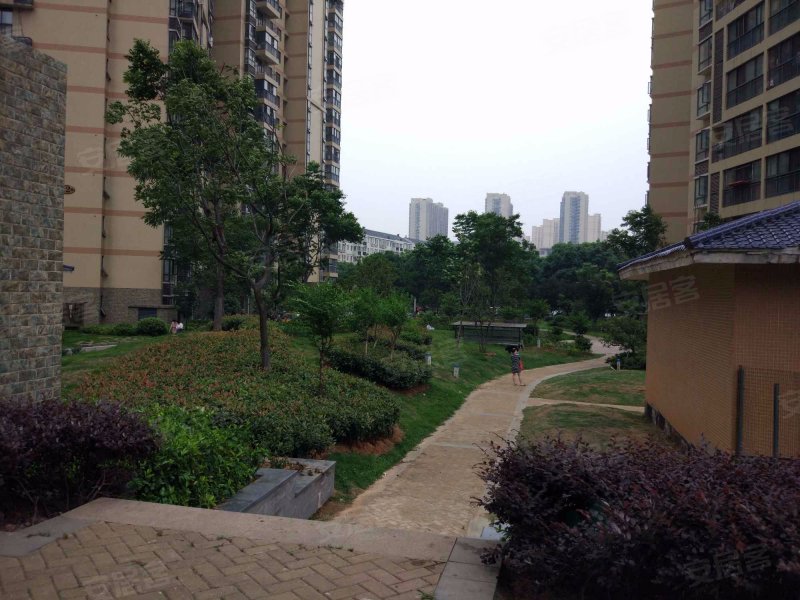 光谷青年城(一期)