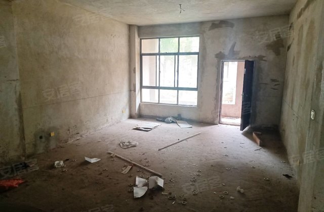 珠江源小区(北片区别墅)7室4厅292㎡226万二手房图片