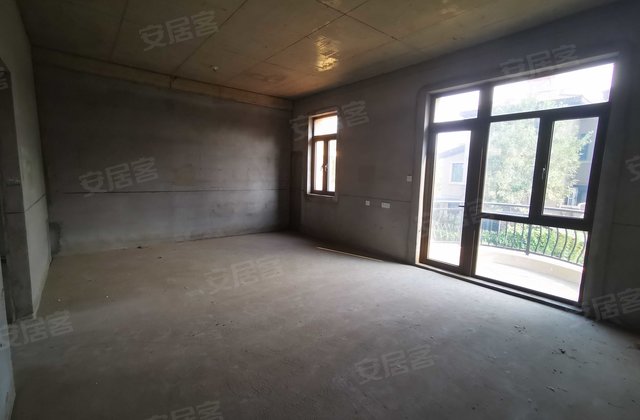 碧桂园翡翠郡(别墅)5室3厅262.3㎡510万二手房图片