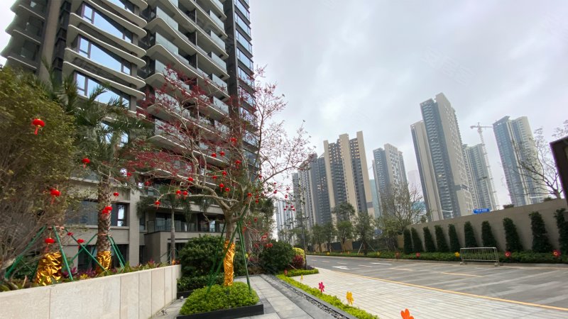 华发琴澳新城四季广场,会展五路-珠海华发琴澳新城四季广场二手房