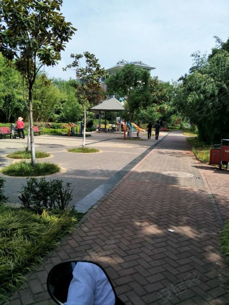 白龙潭俊园浣园(别墅)