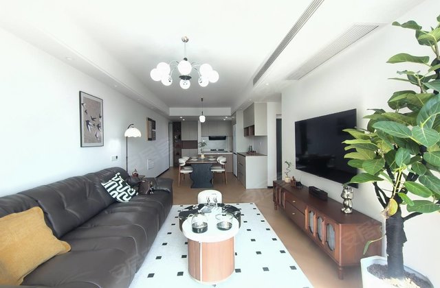 联投国际城3室2厅2卫115㎡南北57.5万