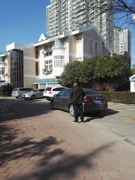 上海花园(公寓住宅) 