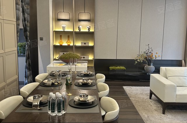 天成锦上(别墅)5室3厅210㎡230万二手房图片