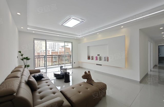 御景豪庭4室2厅143㎡61.8万二手房图片