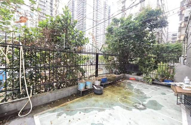 南华小区4室2厅95.8㎡52.8万二手房图片