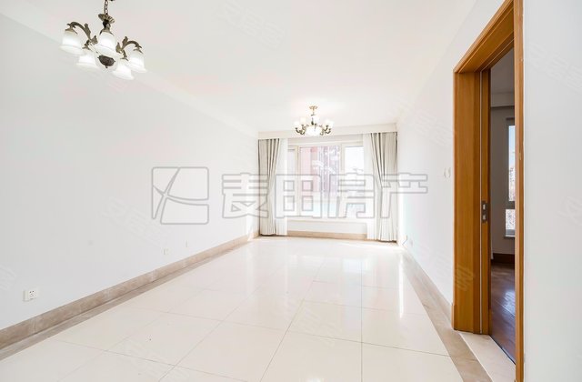 橡树湾(三期)2室1厅87.18㎡690万二手房图片