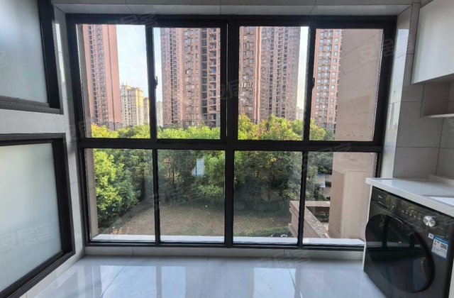 蓝鼎中央城翰林园4室2厅119㎡69.8万二手房图片