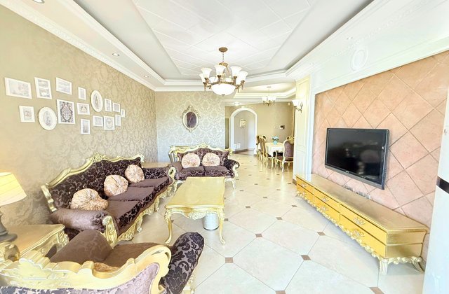 藏珑湖上国际花园3室2厅131.66㎡138万二手房图片