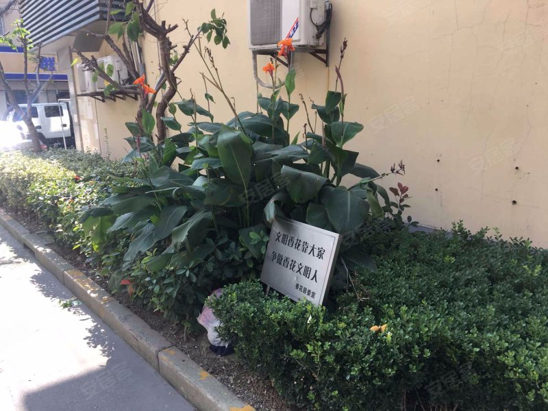 北蔡大街32弄小区 