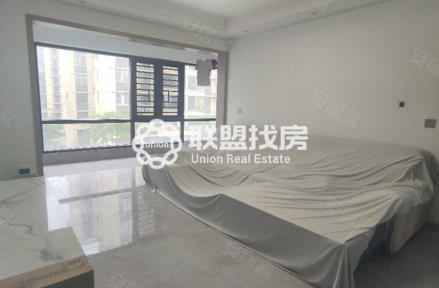 中梁云天府4室2厅111.36㎡54.5万二手房图片