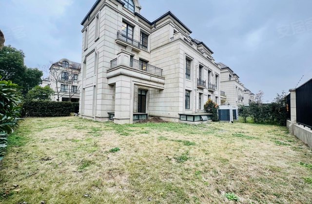 绿地海珀风华别墅