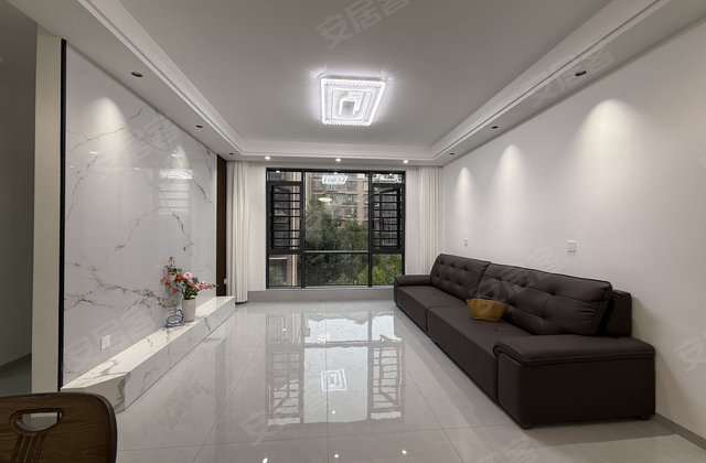 教师新村C区(永兴)3室1厅96.5㎡39.8万二手房图片