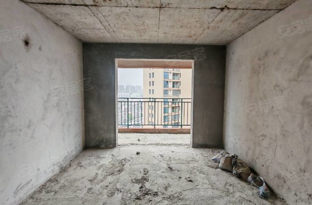 荆门中心3室2厅114㎡33.8万二手房图片