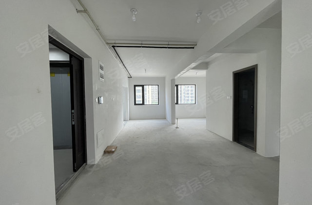 江辰苑3室2厅131㎡135万二手房图片